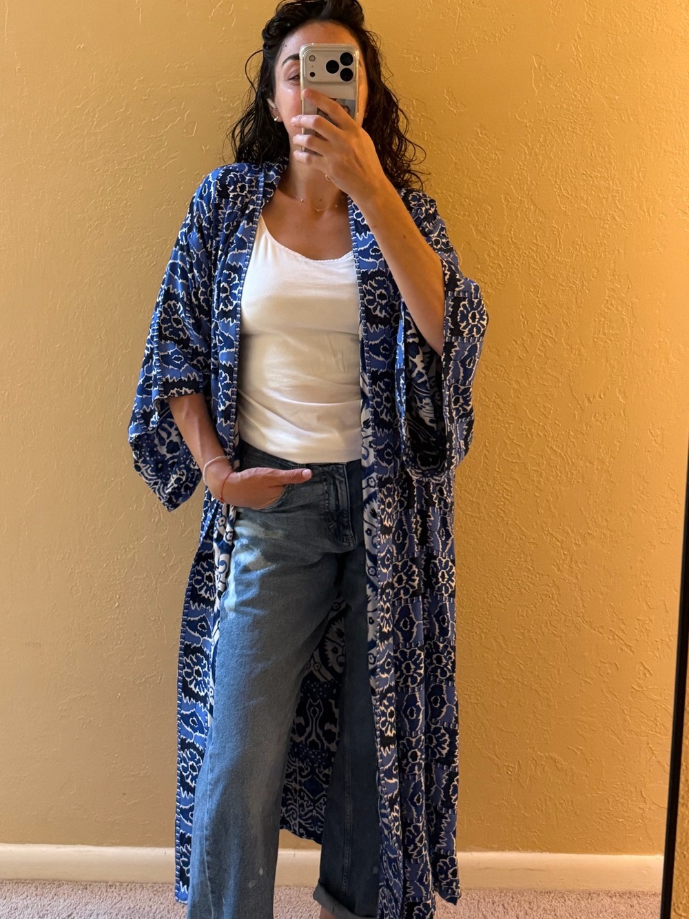 Reversible Blue and White Patterned Long Robe /kimono